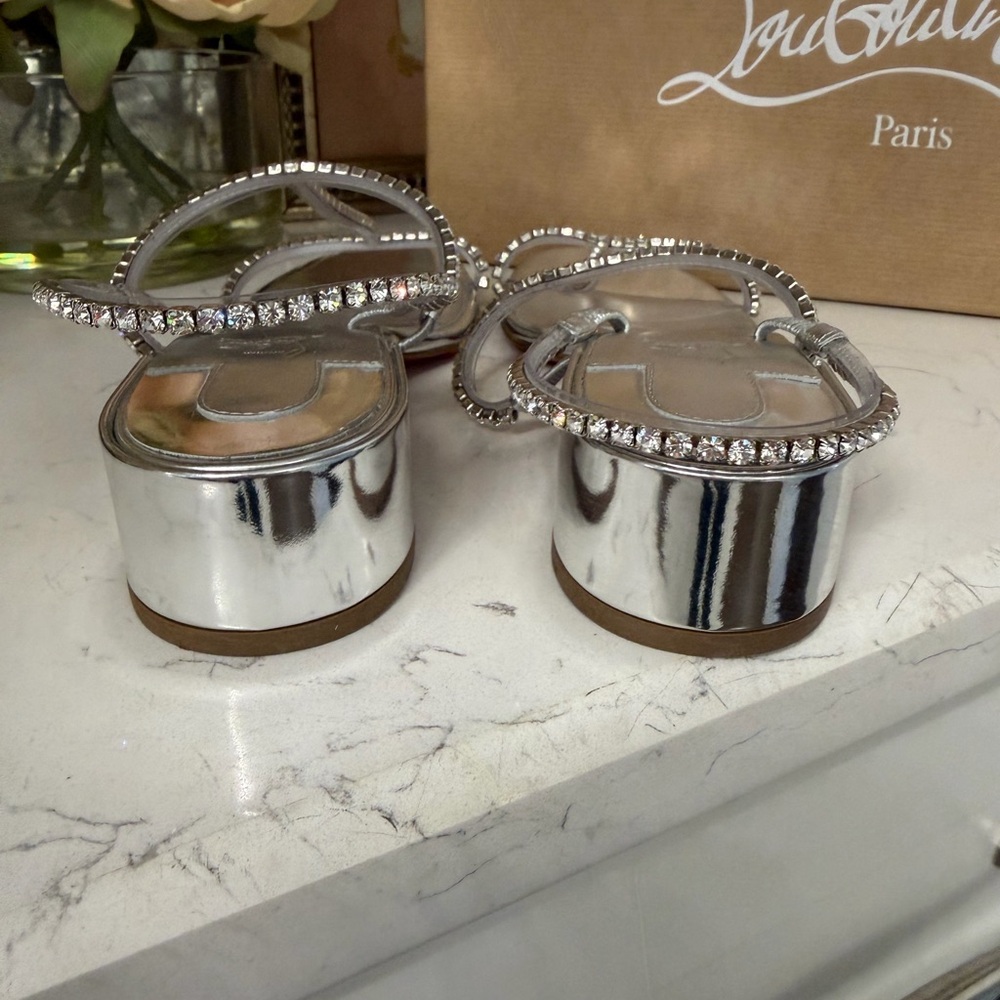 Christian Louboutin Simple Queenie Sandal 25 Silver Rhinestone Size 38 - Picture 4 of 8